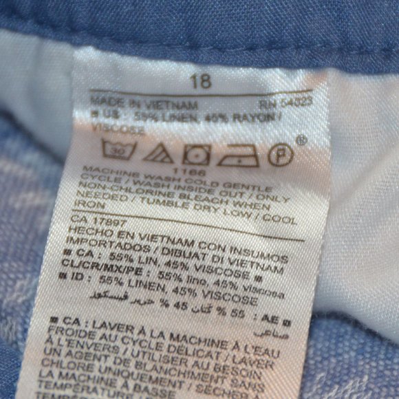 Shorts - Picture 6 of 6